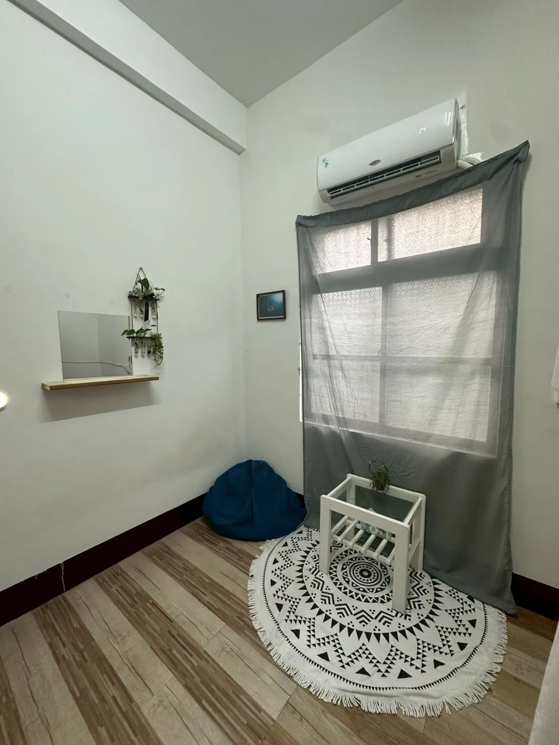 Intertidal Bunk lounge corner